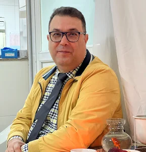مطب دکتر محسن پاکزاد