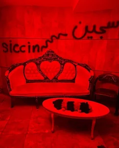 اتاق فرار خان