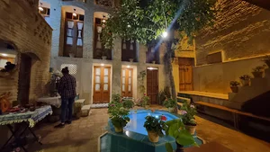خانه بومگردی جانان