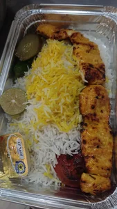 رستوران نازلی