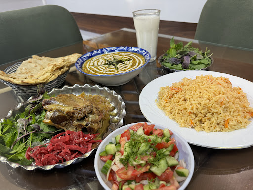 رستوران ترکمنی مارال شعبه مرکزی