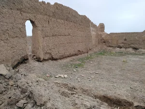 قلعه مینادره