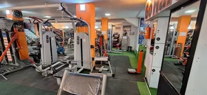 باشگاه بدنسازی کلاسیک 4