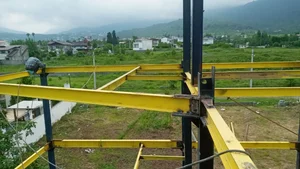 جوشکاری و برشکاری آهن در آهنگ 5