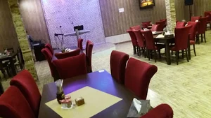 رستوران بهار نارنج