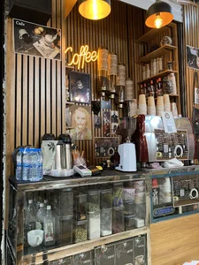 کافه مدرن بازار _cafe modern bazar