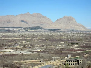 باغ عمارت گلبرگ