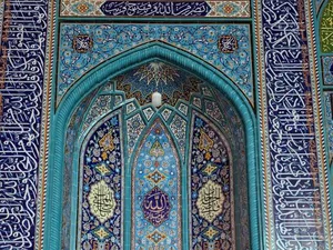 مصلی نمازجمعه آران و بیدگل 4