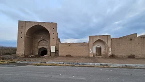 حوض انباری و مسجد سیدی