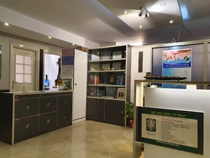 دکتر سیروس سلیمیان - کایروپراکتیک