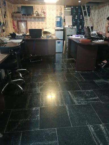 دکوراسیون داخلی عتیقه چی
