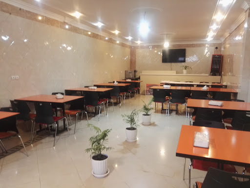 پیتزا و فست فود کرشمه