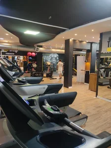باشگاه بدنسازی جیم گراد 5