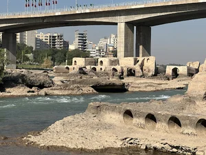 منطقه زیرقلعه