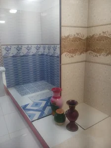 کاشی و سرامیک لیلاخ(عبدالله اشرفی ، ناصر کرمی)