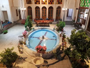 اقامتگاه سنتی خان‌نشین 2