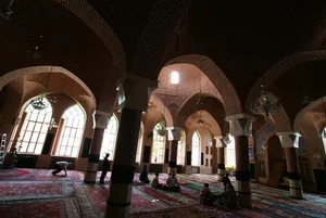 مسجد حاجی بابا 2