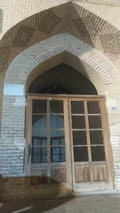 آب انبار و بادگیر شاه ولی