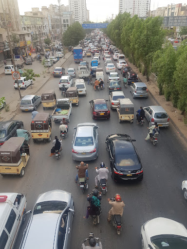 Gulshan Chowrangi Bus Stop