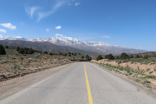 کاروانسرای سنگ سفید چهارباغ