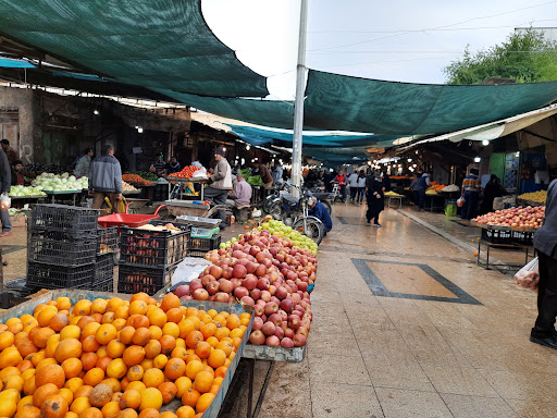 بازار میوه فروشی