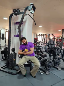 باشگاه بدنسازی اسپرت شیراز