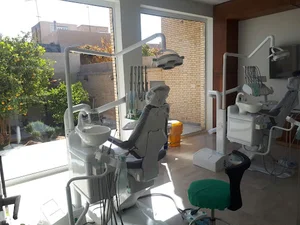 کلینیک دندانپزشکی آرمان