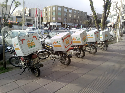 پیک موتوری تیزرو(Tizro Bike Delivery)