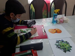 آموزشگاه هنرهای تجسمی معراج