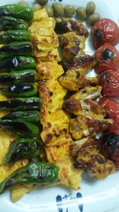 تهیه غذا مهر و ماه