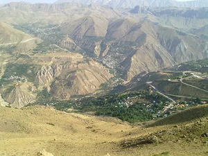 بام آبگرم لاریحان