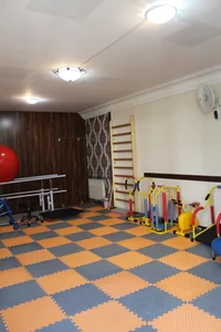 کلینیک توانبخشی کودکان ضربان امید 3