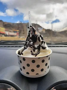 چایخانه تاج و تخت