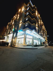 ساختمان تجاری اطلس