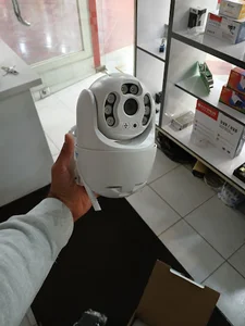 دوربین مداربسته و دزدگیر امنیت آوران
