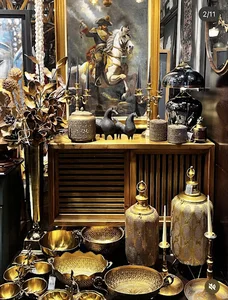 گالری چوب و نور