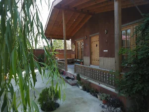 ویلای سنتی ستوده