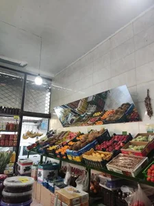 میوه فروشی سیب ترش