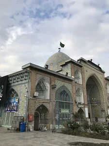 آرامگاه لطفعلی خان زند