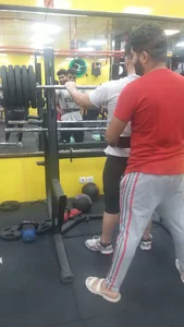 باشگاه بدنسازی انعطاف