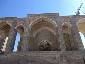مسجد تاریخی مدرسه