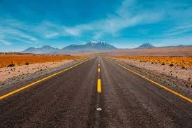 همه‌ چیزهایی که باید در مورد سفر جاده ای بدانید