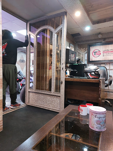 تعمیرگاه تخصصی کلیک توربو سرویس