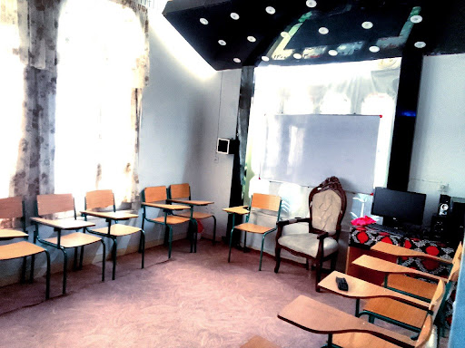 آموزشگاه زبان پاسارگا