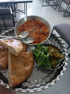 کافه صبحانه و قهوه آتا