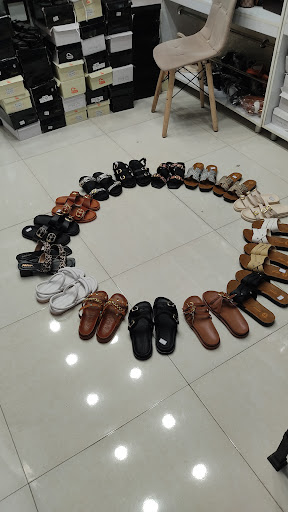 آی گالری. کیف و کفش