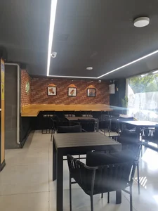 فست فود چیکن فامیلی (شعبه گیشا)
