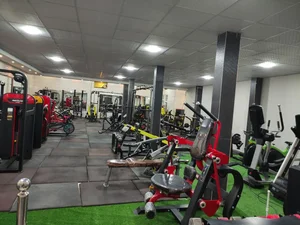 باشگاه قدرت و عضله 5