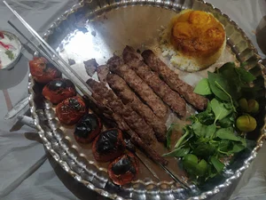 سفره خانه باغچه