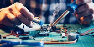 تعمیرات موبایل پرشیاتل